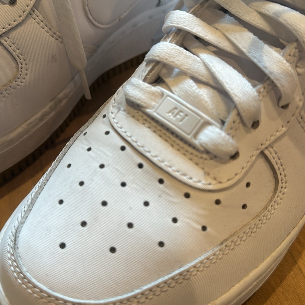Nike Air Force 1 High Top Sneakers - Picture 5 of 12